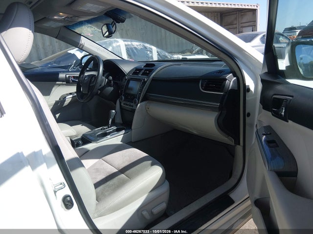 4T1BD1FKXEU116412 Toyota Camry Hybrid Xle