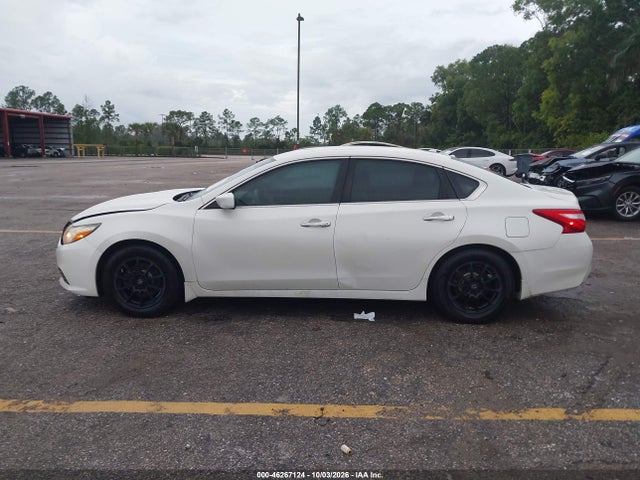 46267124 :رقم المزاد ، 1N4AL3AP8HN319563 vin ، 2017 Nissan Altima 2.5 S مزاد بيع