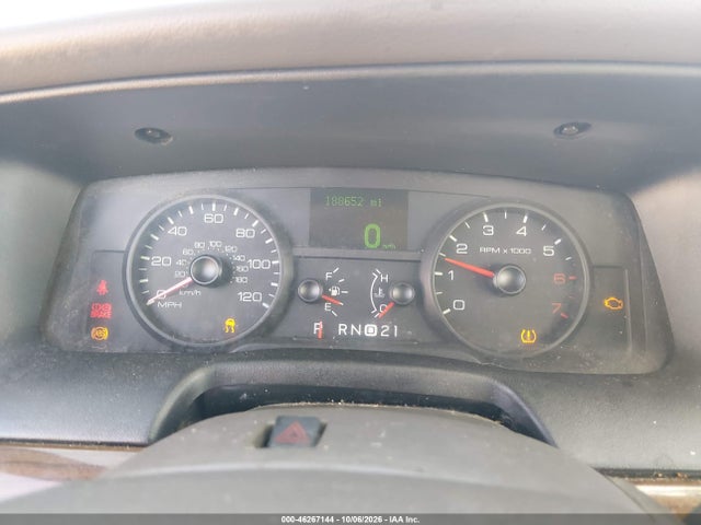 Aukcja sprzedaży 2008 Ford Crown Victoria Lx, vin: 2FAFP74V68X121476, numer aukcji: 46267144
