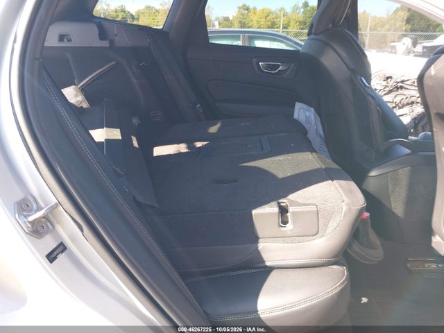 46267225 :رقم المزاد ، LYVA22RM3KB230301 vin ، 2019 Volvo Xc60 T6 R-design مزاد بيع