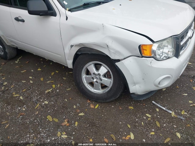 46267260 :رقم المزاد ، 1FMCU0C77BKB25476 vin ، 2011 Ford Escape Xls مزاد بيع