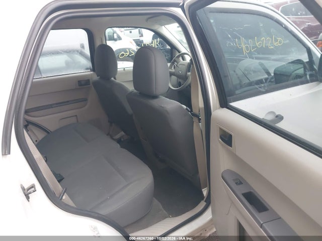 46267260 :رقم المزاد ، 1FMCU0C77BKB25476 vin ، 2011 Ford Escape Xls مزاد بيع