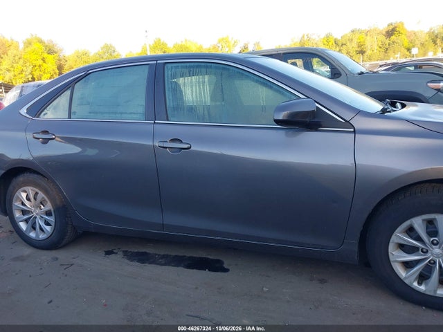 46267324 :رقم المزاد ، 4T1BF1FK5GU999168 vin ، 2016 Toyota Camry Le مزاد بيع