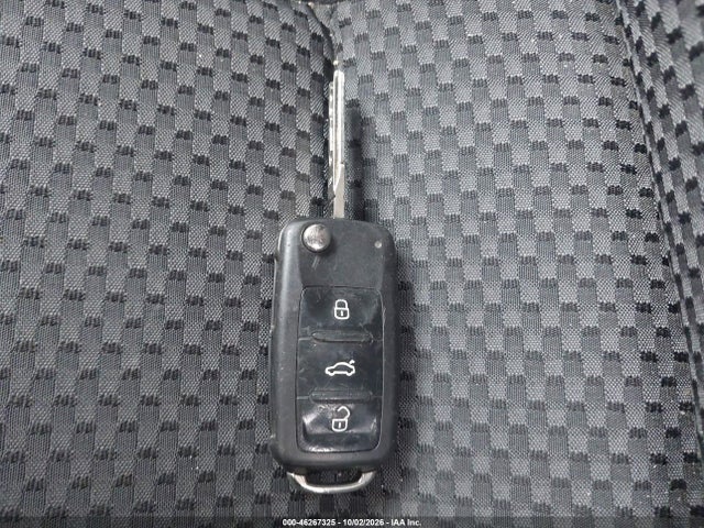 46267325 :رقم المزاد ، 3VW2K7AJ3EM221094 vin ، 2014 Volkswagen Jetta 2.0l S مزاد بيع