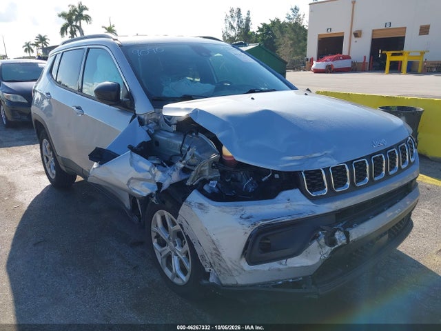 46267332 :رقم المزاد ، 3C4NJDBN2RT119090 vin ، 2024 Jeep Compass Latitude 4x4 مزاد بيع