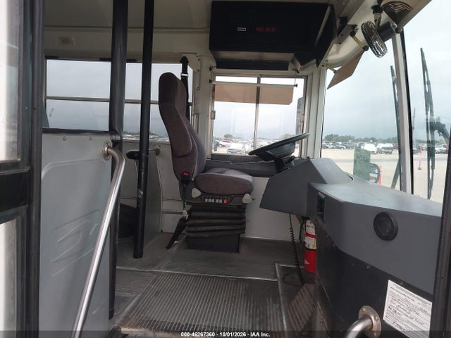 Aukcja sprzedaży 2016 Blue Bird School Bus / Transit Bus, vin: 1BABNBPA2GF320619, numer aukcji: 46267360