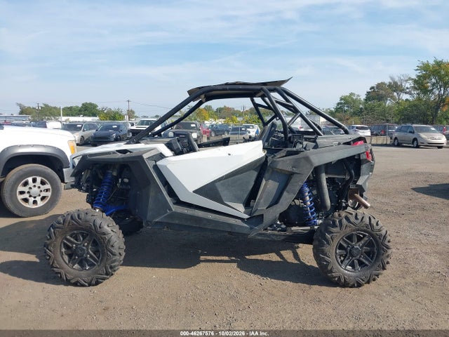 46267576 :رقم المزاد ، 3NSRAB92XLG166058 vin ، 2020 Polaris Rzr Pro Xp Premium مزاد بيع