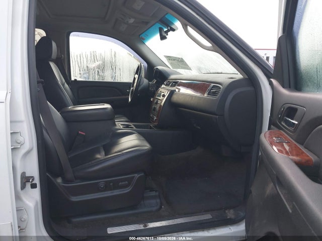 46267613 :رقم المزاد ، 1GNFK13028J112740 vin ، 2008 Chevrolet Tahoe Lt مزاد بيع
