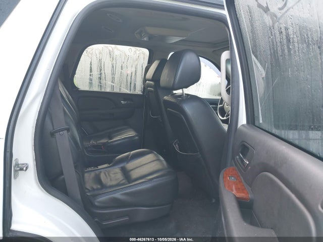 46267613 :رقم المزاد ، 1GNFK13028J112740 vin ، 2008 Chevrolet Tahoe Lt مزاد بيع