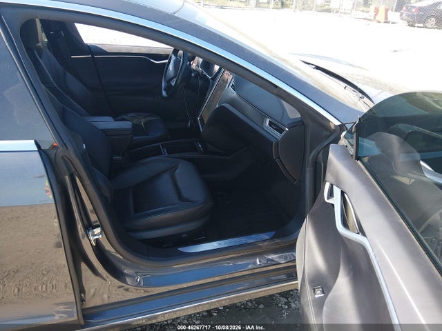 Продаж на аукціоні авто 2016 Tesla Model S 60d/70d/75d/85d/90d, vin: 5YJSA1E25GF158772, номер лоту: 46267717