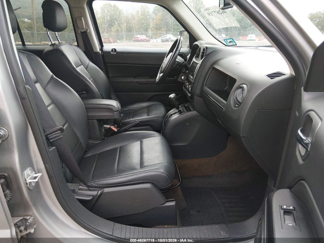 Продажа на аукционе авто 2016 Jeep Patriot High Altitude Edition, vin: 1C4NJRFB0GD696247, номер лота: 46267719