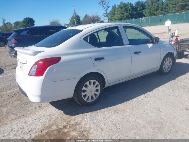 2017 Nissan Versa 1.6 S+ მანქანა იყიდება აუქციონზე, vin: 3N1CN7AP6HL889021, აუქციონის ნომერი: 46267721