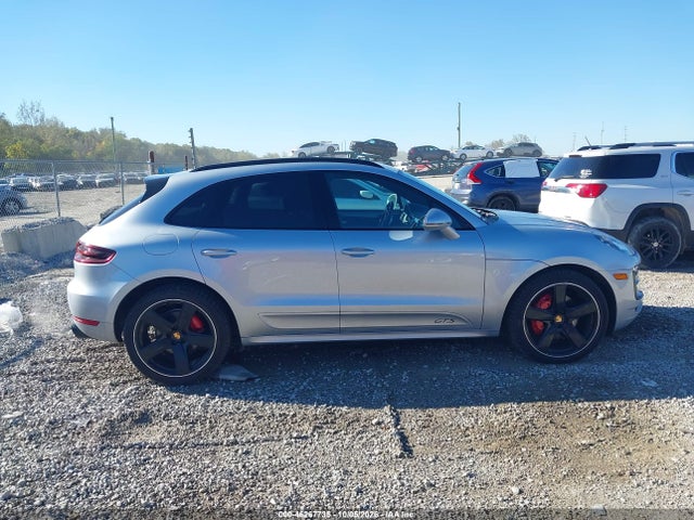 46267735 :رقم المزاد ، WP1AG2A50JLB64269 vin ، 2018 Porsche Macan Gts مزاد بيع