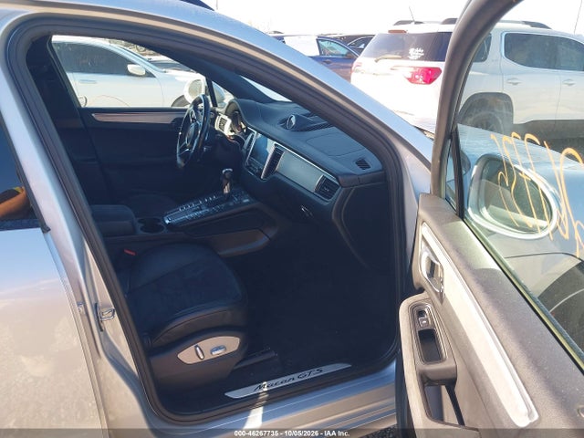 46267735 :رقم المزاد ، WP1AG2A50JLB64269 vin ، 2018 Porsche Macan Gts مزاد بيع