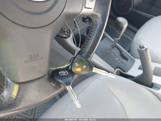 2008 Toyota Rav4 Limited მანქანა იყიდება აუქციონზე, vin: JTMBD31V285141756, აუქციონის ნომერი: 46267789