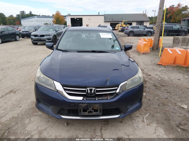 46267800 :رقم المزاد ، 1HGCR2F30FA254781 vin ، 2015 Honda Accord Lx مزاد بيع
