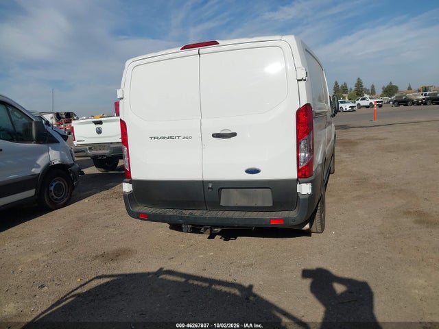 46267807 :رقم المزاد ، 1FTBR1Y89PKB43817 vin ، 2023 Ford Transit-250 مزاد بيع
