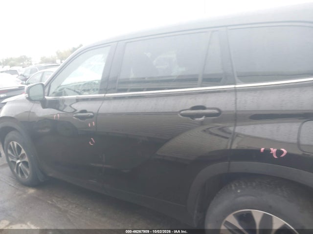 Продажа на аукционе авто 2020 Toyota Highlander Xle, vin: 5TDHZRBH2LS020588, номер лота: 46267909