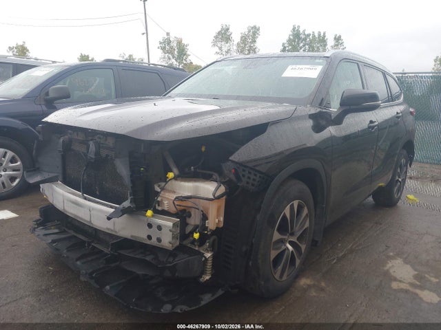 Продажа на аукционе авто 2020 Toyota Highlander Xle, vin: 5TDHZRBH2LS020588, номер лота: 46267909