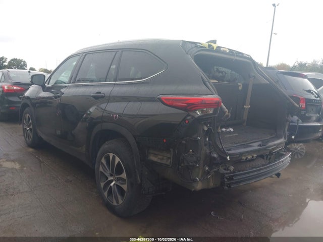 Продажа на аукционе авто 2020 Toyota Highlander Xle, vin: 5TDHZRBH2LS020588, номер лота: 46267909