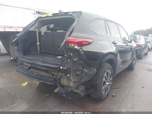 Продажа на аукционе авто 2020 Toyota Highlander Xle, vin: 5TDHZRBH2LS020588, номер лота: 46267909
