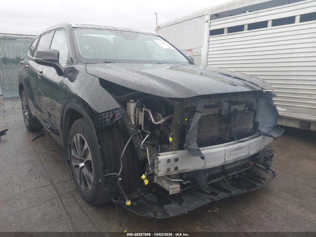 Продажа на аукционе авто 2020 Toyota Highlander Xle, vin: 5TDHZRBH2LS020588, номер лота: 46267909