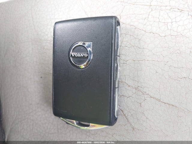 Auction sale of the 2018 Volvo Xc90 T6 Momentum, vin: YV4A22PK6J1216722, lot number: 46267950