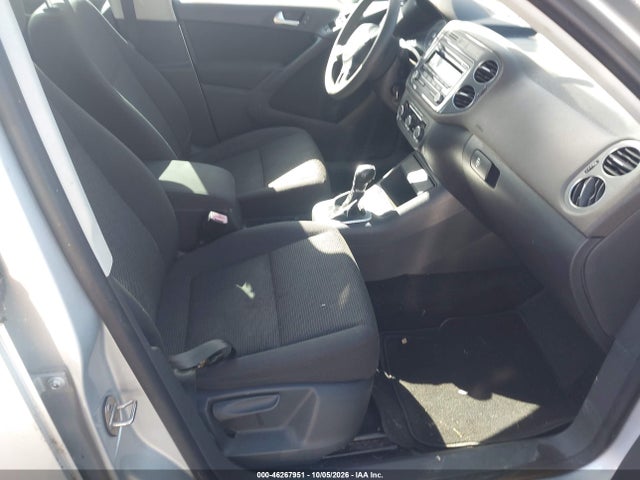 Продаж на аукціоні авто 2012 Volkswagen Tiguan S, vin: WVGBV7AX2CW568634, номер лоту: 46267951