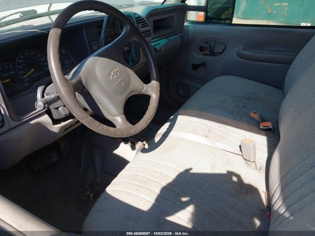 2000 Chevrolet K3500 მანქანა იყიდება აუქციონზე, vin: 1GCHK34J4YR206706, აუქციონის ნომერი: 46268007