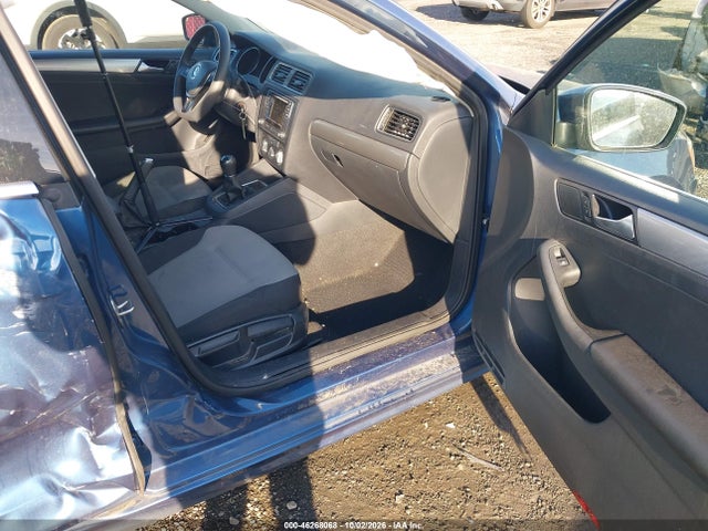 2017 Volkswagen Jetta 1.4t S მანქანა იყიდება აუქციონზე, vin: 3VW167AJ4HM245361, აუქციონის ნომერი: 46268068