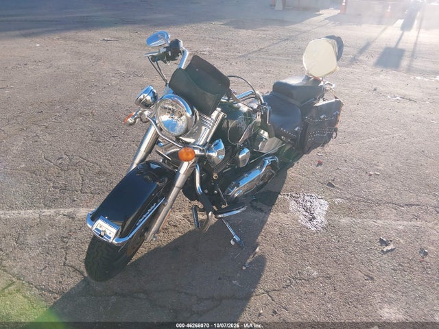 Harley-Davidson Flstc Heritage Softail Classic 2014 1HD1BWV10EB047106 Image 2