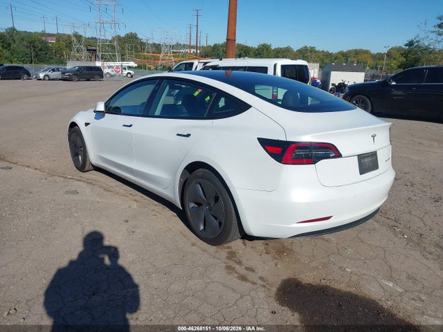 46268151 :رقم المزاد ، 5YJ3E1EB7NF306037 vin ، 2022 Tesla Model 3 Long Range Dual Motor All-wheel Drive مزاد بيع