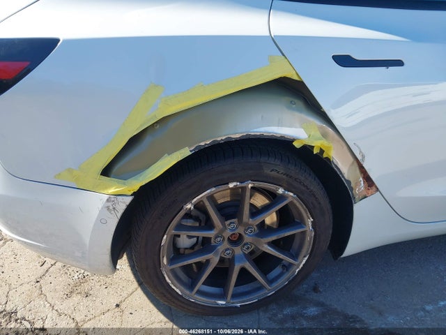 46268151 :رقم المزاد ، 5YJ3E1EB7NF306037 vin ، 2022 Tesla Model 3 Long Range Dual Motor All-wheel Drive مزاد بيع