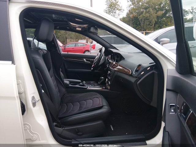 Продаж на аукціоні авто 2012 Mercedes-benz C 300 Sport 4matic, vin: WDDGF8BB0CA710093, номер лоту: 46268195