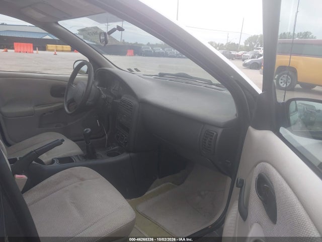 46268326 :رقم المزاد ، 1G8ZF52812Z164579 vin ، 2002 Saturn S-series Sl مزاد بيع