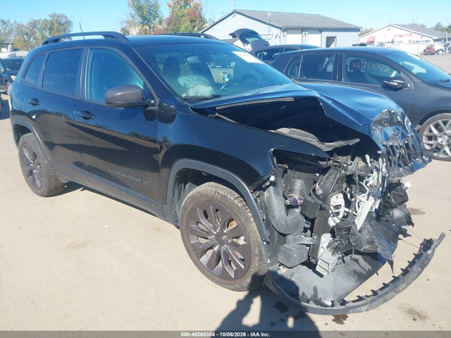 46268354 :رقم المزاد ، 1C4PJMMX6MD118210 vin ، 2021 Jeep Cherokee 80th Anniversary 4x4 مزاد بيع