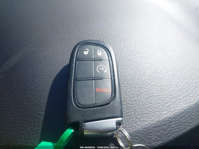 46268354 :رقم المزاد ، 1C4PJMMX6MD118210 vin ، 2021 Jeep Cherokee 80th Anniversary 4x4 مزاد بيع