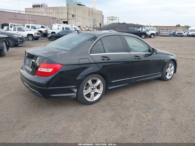 Aukcja sprzedaży 2014 Mercedes-benz C 250 Sport, vin: WDDGF4HB3EA954694, numer aukcji: 46268483