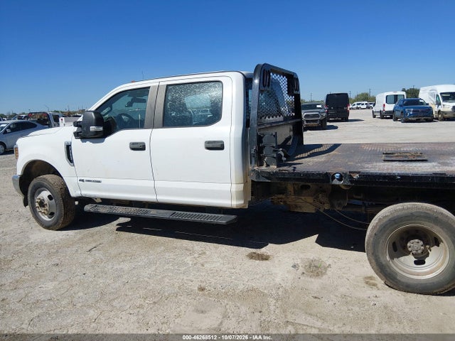 46268512 :رقم المزاد ، 1FD8W3HTXJEB54278 vin ، 2018 Ford F-350 Chassis Xl مزاد بيع
