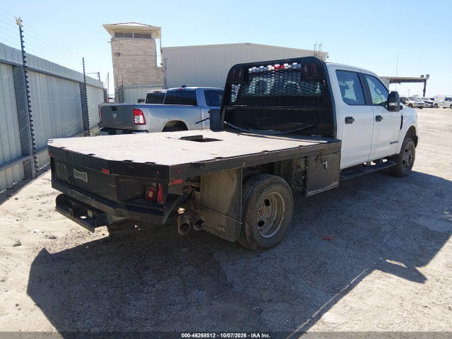 46268512 :رقم المزاد ، 1FD8W3HTXJEB54278 vin ، 2018 Ford F-350 Chassis Xl مزاد بيع