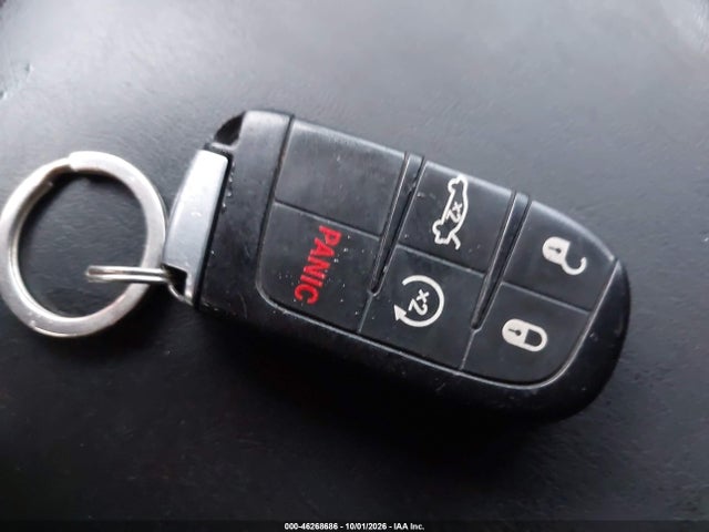46268686 :رقم المزاد ، 2C3CDXCT1FH889531 vin ، 2015 Dodge Charger R/t مزاد بيع