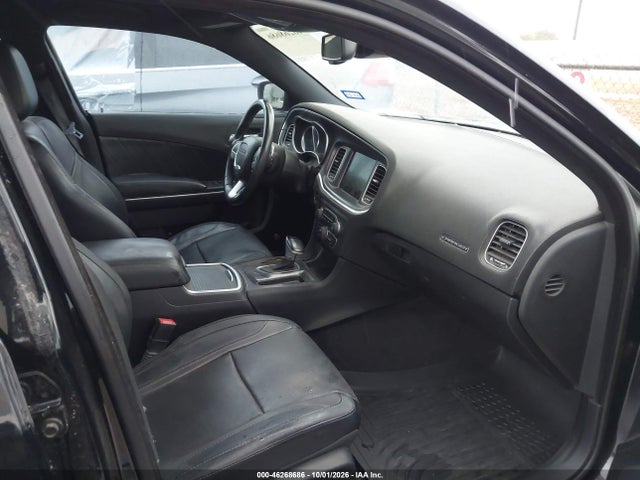 46268686 :رقم المزاد ، 2C3CDXCT1FH889531 vin ، 2015 Dodge Charger R/t مزاد بيع