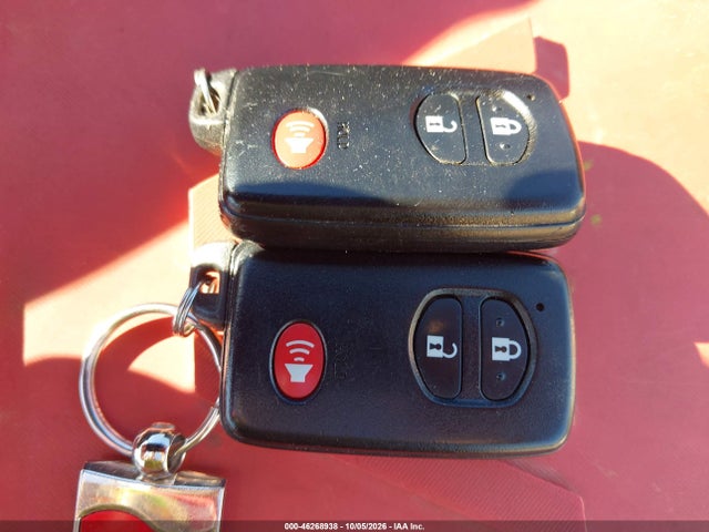 46268938 :رقم المزاد ، JTDKN3DU1B1435602 vin ، 2011 Toyota Prius Two مزاد بيع