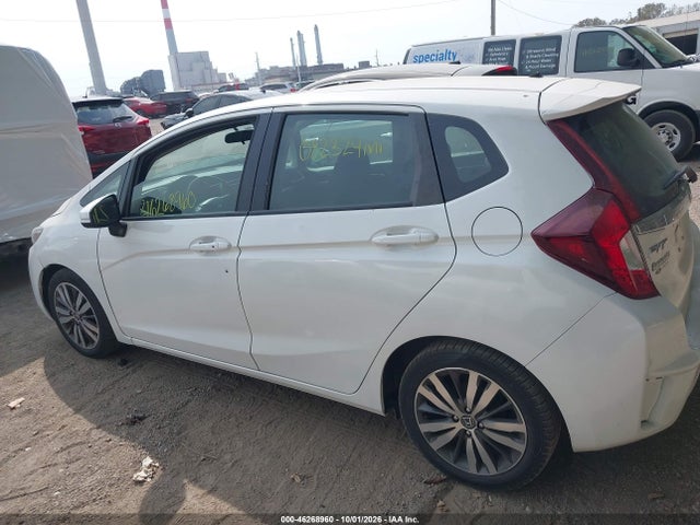 46268960 :رقم المزاد ، 3HGGK5H88FM736191 vin ، 2015 Honda Fit Ex/ex-l مزاد بيع