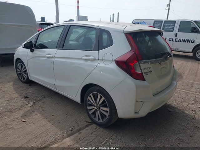 46268960 :رقم المزاد ، 3HGGK5H88FM736191 vin ، 2015 Honda Fit Ex/ex-l مزاد بيع