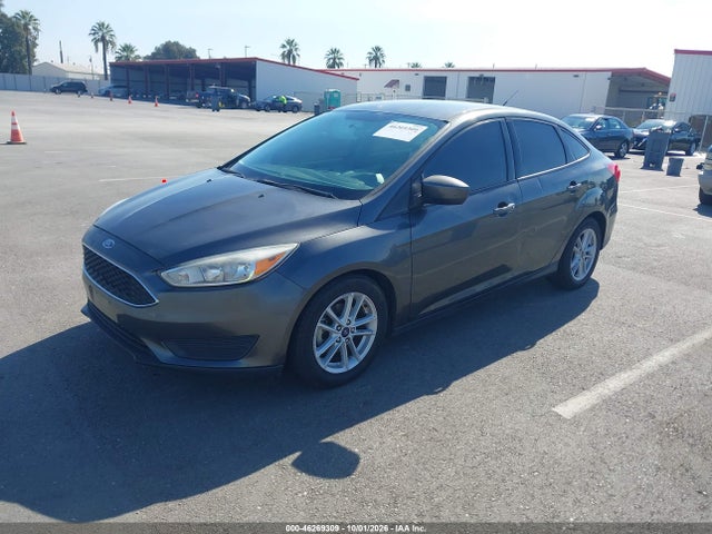 Ford FOCUS SE 2018 1FADP3F22JL279688 Image 2