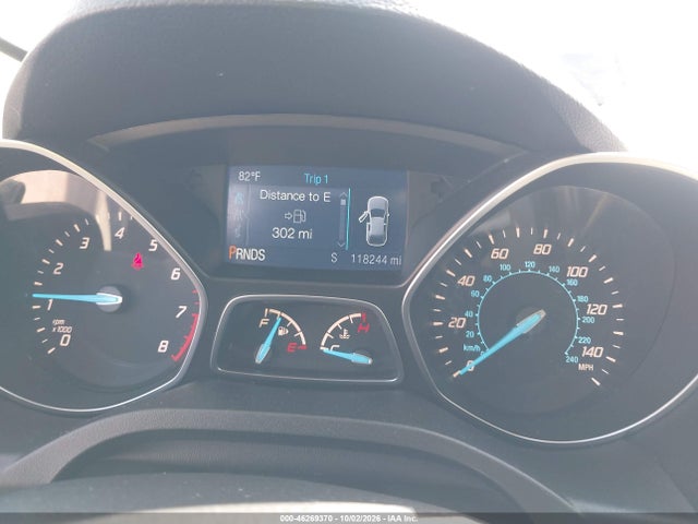 46269370 :رقم المزاد ، 1FMCU9GX8FUC85228 vin ، 2015 Ford Escape Se مزاد بيع