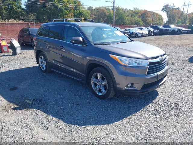 46269375 :رقم المزاد ، 5TDDKRFH5FS112795 vin ، 2015 Toyota Highlander Limited Platinum V6 مزاد بيع