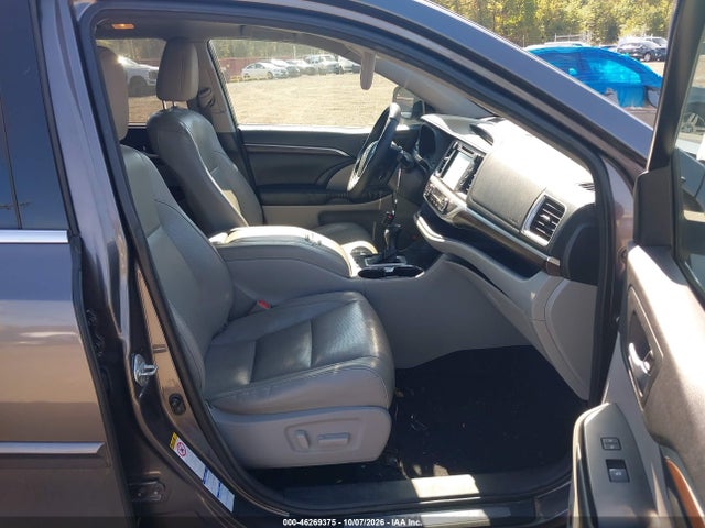Aukcja sprzedaży 2015 Toyota Highlander Limited Platinum V6, vin: 5TDDKRFH5FS112795, numer aukcji: 46269375