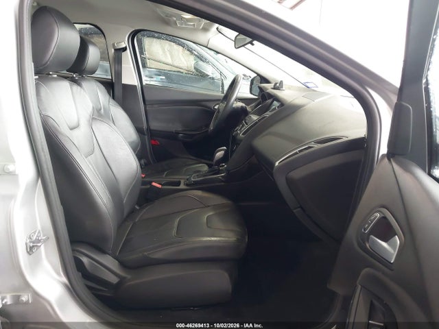 Продажа на аукционе авто 2016 Ford Focus Titanium, vin: 1FADP3N28GL370832, номер лота: 46269413